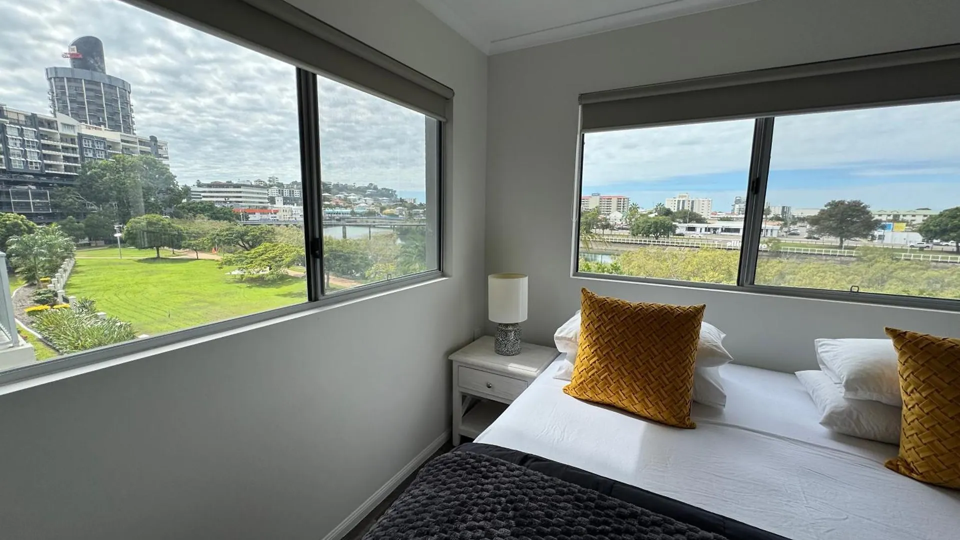 City Stadium Apartment On The Riverfront 38 Townsville